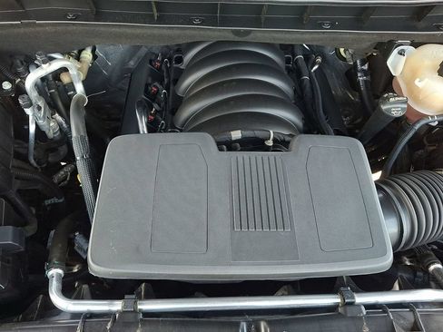 Used 2023 Chevrolet Tahoe Premier w/ Advanced Technology Package AWD/4WD image 28