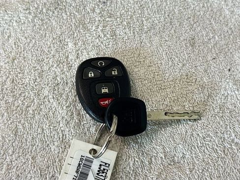 Used 2022 Chevrolet Express 2500 w/ Enhanced Convenience Package image 33