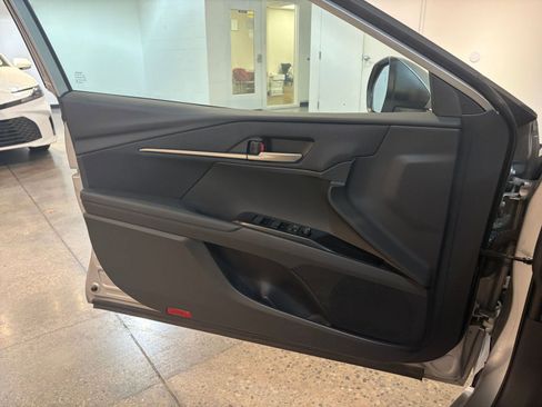 Used 2025 Toyota Camry LE image 20