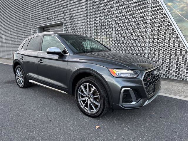 Used 2023 Audi SQ5 Premium w/ Convenience Package AWD/4WD image 1