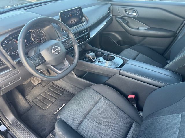 Used 2026 Nissan Rogue SV FWD image 8