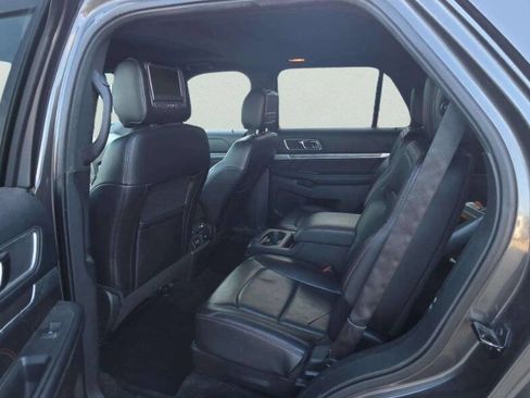 Used 2016 Ford Explorer Sport w/ Equipment Group 401A AWD/4WD image 6