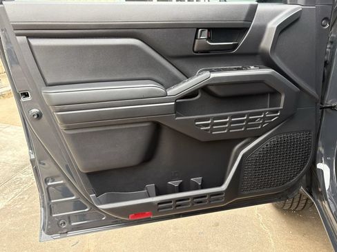 Used 2025 Toyota Tacoma SR RWD image 10