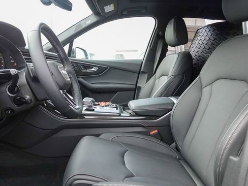 New 2025 Audi Q7 3.0T Prestige image 13