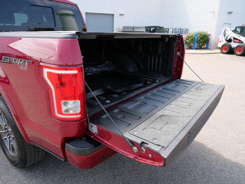 Used 2015 Ford F150 XLT w/ Equipment Group 302A Luxury AWD/4WD image 18