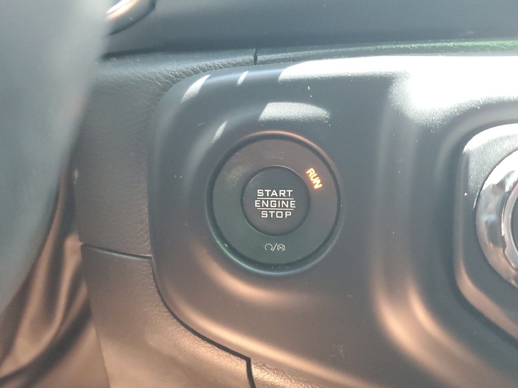 Used 2022 Jeep Wrangler Unlimited Rubicon 4xe AWD/4WD image 29
