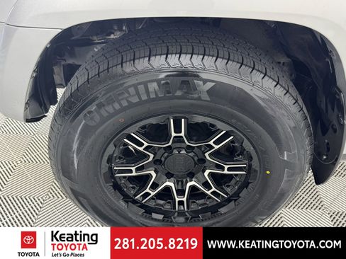 Used 2022 Toyota 4Runner SR5 image 29