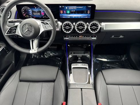 New 2026 Mercedes-Benz GLB 250 image 24