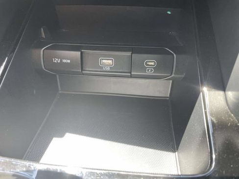 Certified 2024 Kia Telluride LX FWD image 31
