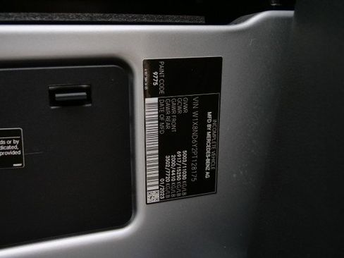 Used 2023 Mercedes-Benz Sprinter 3500 w/ Parking Package image 43