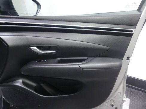 Used 2024 Hyundai Tucson SEL FWD image 19