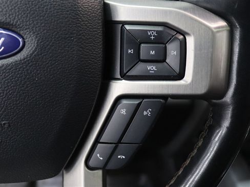 Used 2019 Ford F150 Platinum w/ Technology Package image 36