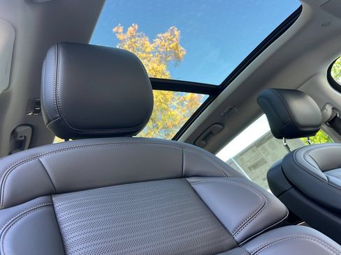 New 2026 Lincoln Nautilus Reserve AWD/4WD image 14