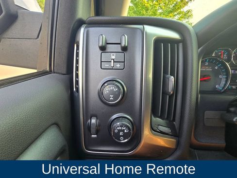 Used 2018 Chevrolet Silverado 1500 LT w/ All Star Edition AWD/4WD image 24
