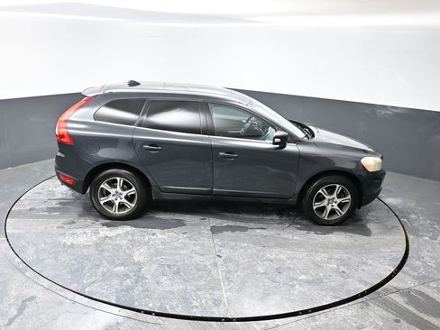 Used 2012 Volvo XC60 T6 AWD/4WD image 40