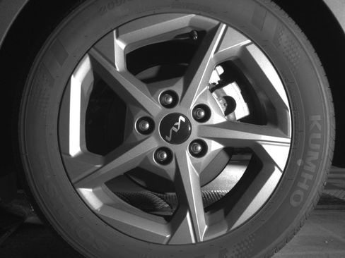 Used 2025 Kia K4 FWD image 14