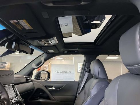 New 2026 Lexus LX 700h Luxury image 19