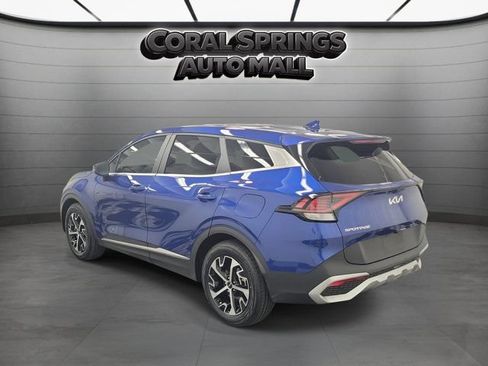 Used 2025 Kia Sportage EX FWD image 4