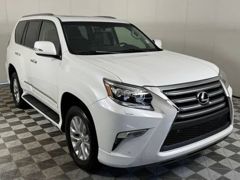 Used 2016 Lexus GX 460 w/ Premium Package AWD/4WD image 10