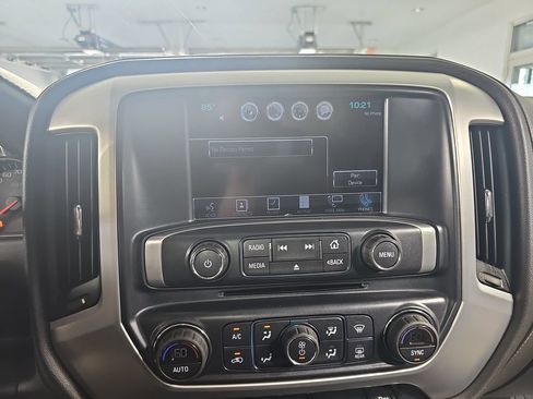 Certified 2018 GMC Sierra 2500 SLE w/ HD SLE Preferred Plus Package AWD/4WD image 26