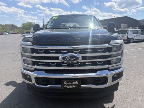 Used 2024 Ford F350 Lariat w/ Camper Package AWD/4WD image 17