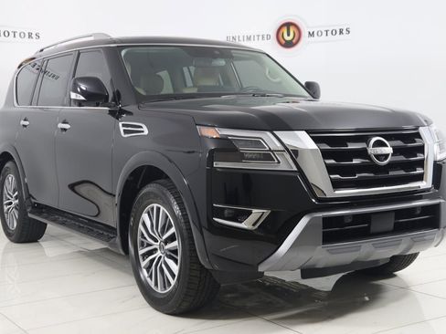 Used 2024 Nissan Armada SL w/ Captain's Chairs Package image 21