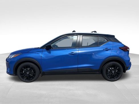 Used 2024 Nissan Kicks SV w/ Interior Electronics Package FWD image 28