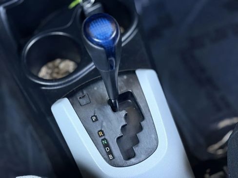 Used 2014 Toyota Prius C One image 27