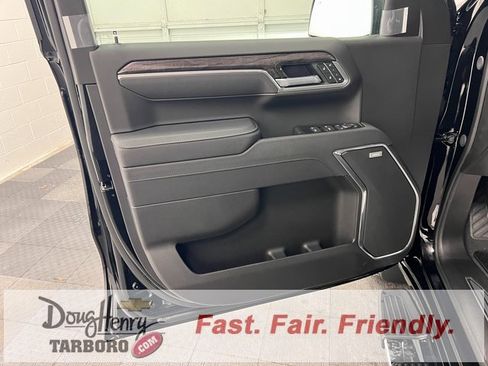 New 2025 Chevrolet Silverado 1500 LTZ w/ Technology Package image 31