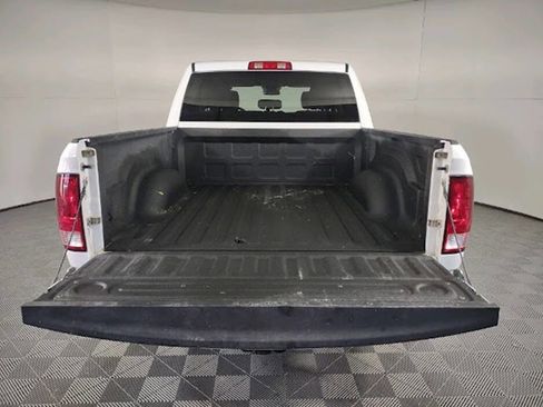 Used 2022 RAM 1500 Tradesman w/ Chrome Appearance Group image 7
