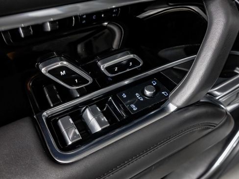 Used 2024 Land Rover Range Rover SE image 30