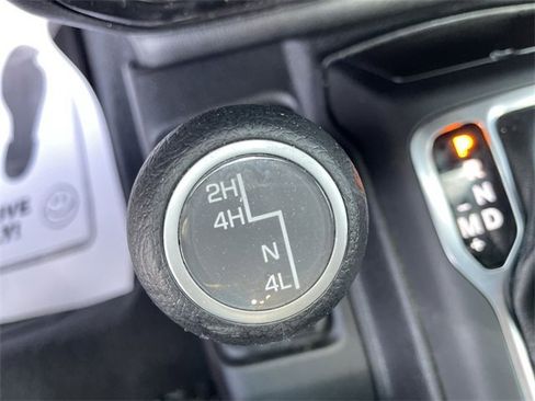 Used 2021 Jeep Wrangler Sport image 20