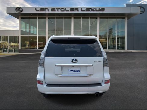 Used 2022 Lexus GX 460 Premium w/ Premium Plus Package AWD/4WD image 4