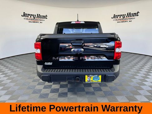 Used 2022 Ford Maverick XLT image 7