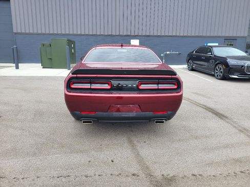 Used 2022 Dodge Challenger R/T w/ Shaker Package image 4
