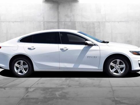 Used 2024 Chevrolet Malibu LS w/ Driver Confidence Package FWD image 5