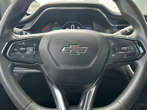 Used 2022 Chevrolet Bolt EUV LT w/ Driver Confidence Package image 33