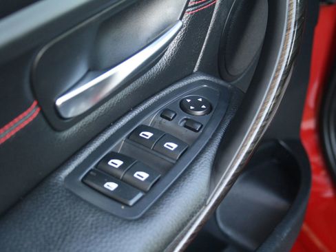 Used 2013 BMW 328i xDrive Sedan image 16