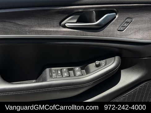 Used 2023 Jeep Grand Cherokee Limited AWD/4WD image 28
