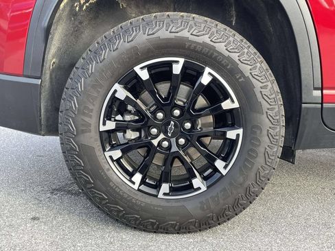 Used 2025 Chevrolet Traverse Z71 w/ Driver Confidence Package AWD/4WD image 32