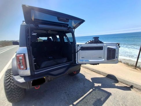 Used 2024 Ford Bronco Badlands AWD/4WD image 9