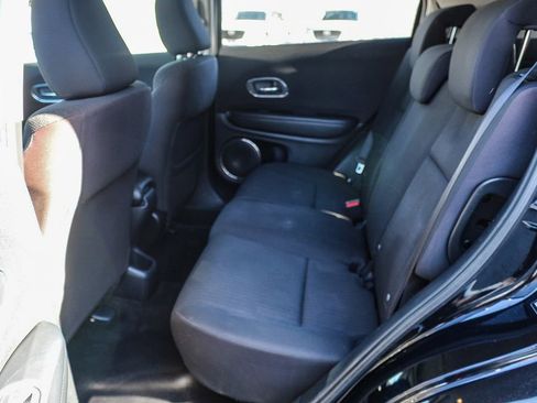 Used 2018 Honda HR-V EX image 18