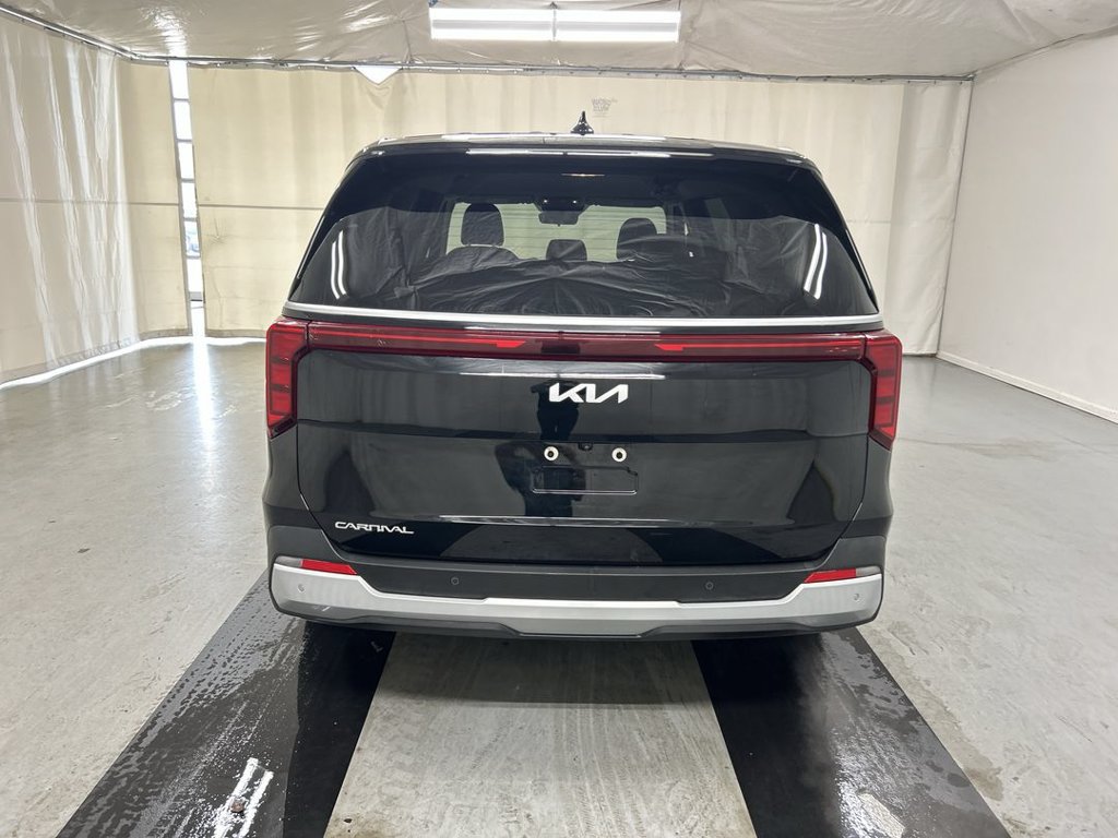 Certified 2026 Kia Carnival FWD image 22