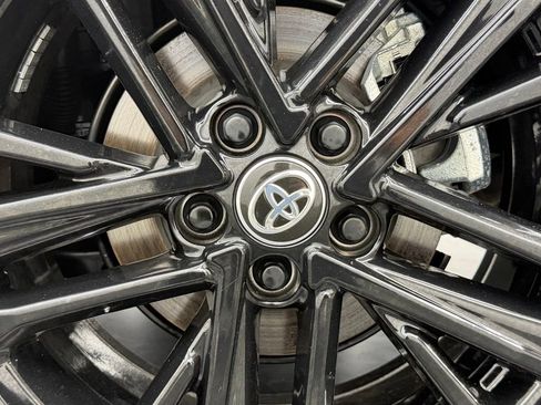 Used 2026 Toyota Camry SE image 15