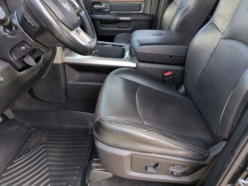 Used 2016 RAM 1500 Laramie AWD/4WD image 12