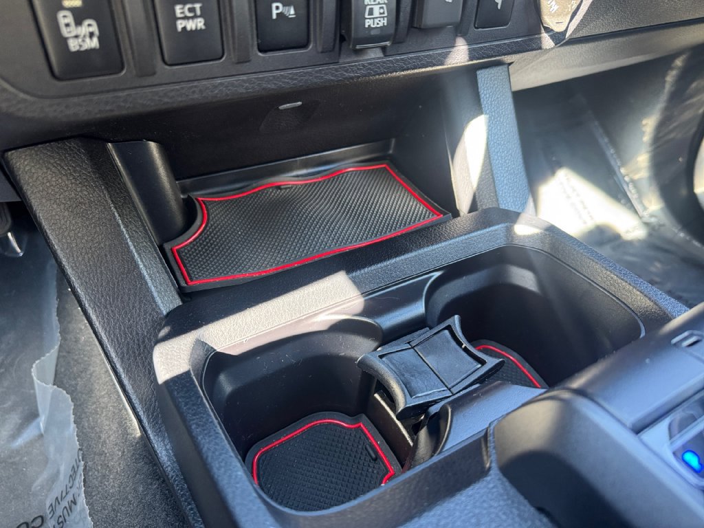 Used 2022 Toyota Tacoma TRD Sport w/ TRD Premium Sport Package AWD/4WD image 23