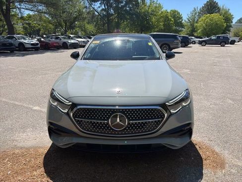 Used 2024 Mercedes-Benz E 350 4MATIC Sedan image 8