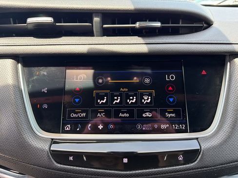 Used 2021 Cadillac XT5 Premium Luxury FWD image 28