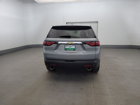 Used 2023 Chevrolet Traverse LS AWD/4WD image 7