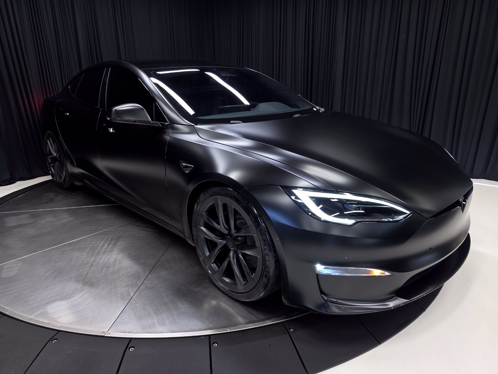 Used 2022 Tesla Model S Plaid AWD/4WD image 42